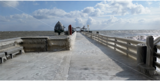 Grömitz_Seebrücke im Eis_v